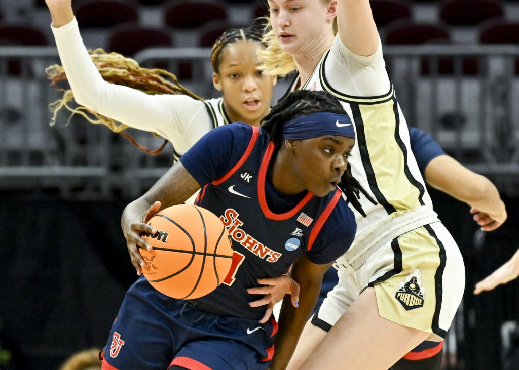 Red Storm Light Up Purdue From Deep Then Hold On To Win First Four Game 